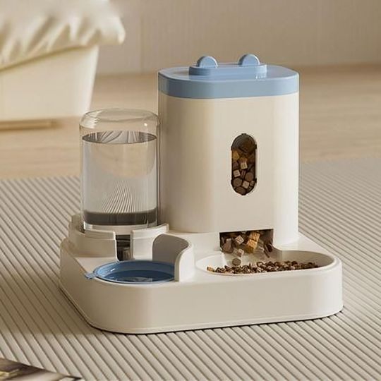 Distributeur automatique de croquettes et d'eau pour chats - universmiaou