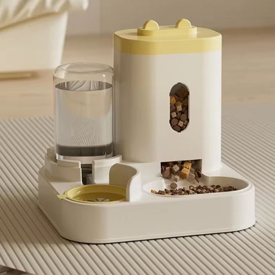 Distributeur automatique de croquettes et d'eau pour chats - universmiaou