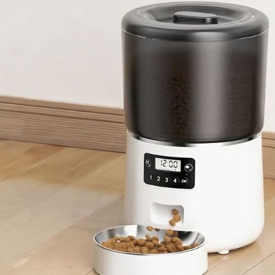 Distributeur de croquettes pour chat avec contrôle intelligent - universmiaou